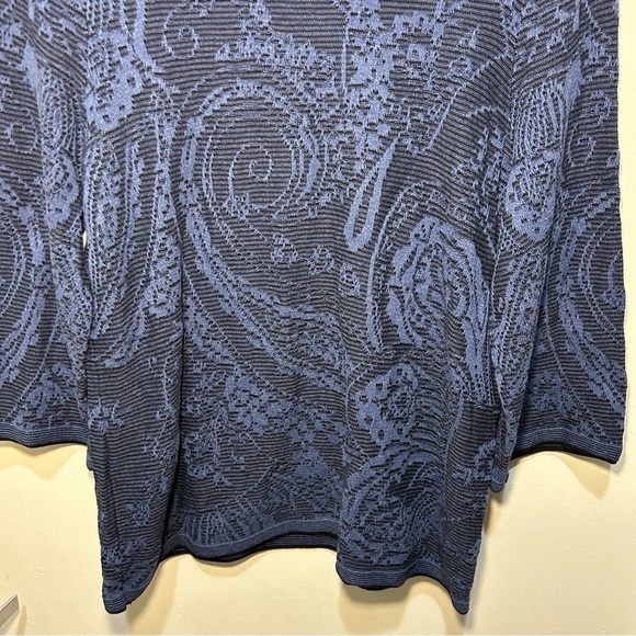 Chico’s Blue & Black Paisley Jacquard Pullover 3/4 Sleeve Sweater Size Medium - Picture 5 of 11